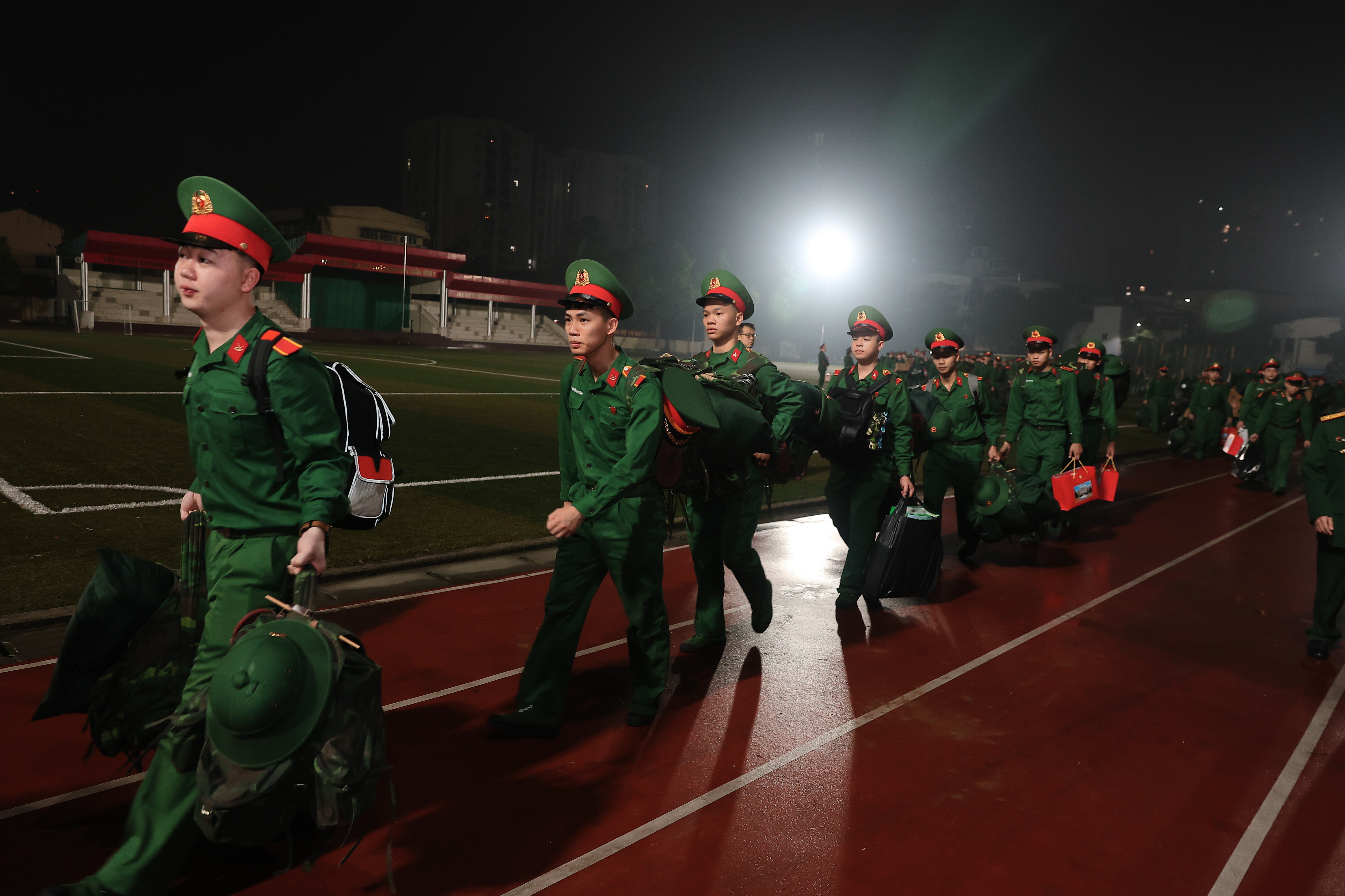 HÀNH TRANG THỰC TIỄN CHO SĨ QUAN HẬU CẦN, KỸ THUẬT, TÀI CHÍNH TƯƠNG LAI