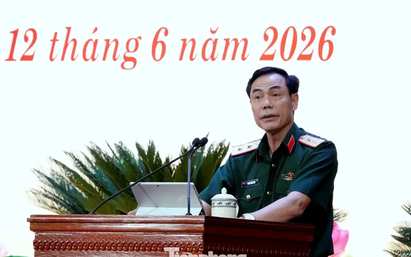 TRUNG TƯỚNG, GS, TS PHAN TÙNG SƠN, GIÁM ĐỐC HỌC VIỆN ĐƯỢC ĐỀ CỬ XÉT CHỌN NHÀ GIÁO TIÊU BIỂU
