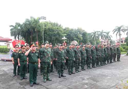 HỌC VIỆN HẬU CẦN RA QUÂN THỰC HIỆN NHIỆM VỤ XÂY DỰNG CÔNG TRÌNH KHẨN CẤP TẠI LAI CHÂU