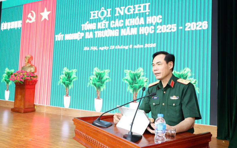 HỆ ĐẠO TẠO SAU ĐẠI HỌC TỔ CHỨC HỘI NGHỊ TỔNG KẾT CÁC KHÓA HỌC TỐT NGHIỆP RA TRƯỜNG NĂM HỌC 2025-2026