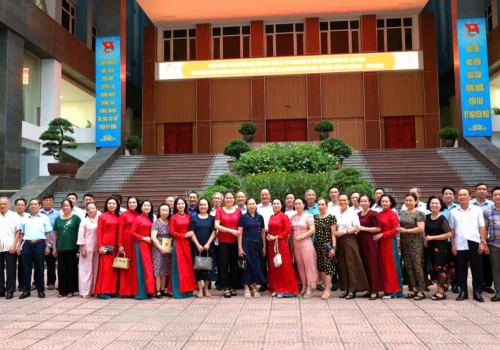 GẶP MẶT CÁC THẾ HỆ LÃNH ĐẠO, CHỈ HUY HỌC VIỆN QUA CÁC THỜI KỲ - HƯỚNG TỚI KỶ NIỆM 75 NĂM NGÀY TRUYỀN THỐNG HỌC VIỆN HẬU CẦN HAI LẦN ANH HÙNG