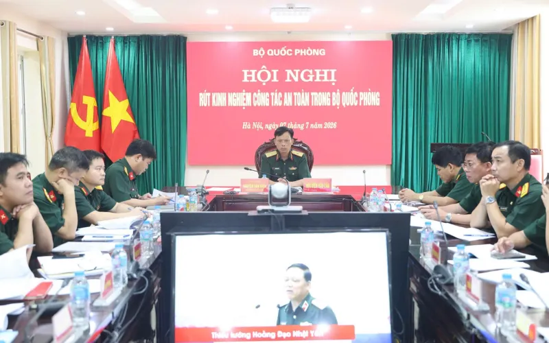 HỌC VIỆN HẬU CẦN THAM GIA HỘI NGHỊ TRỰC TUYẾN RÚT KINH NGHIỆM CÔNG TÁC BẢO ĐẢM AN TOÀN TRONG BỘ QUỐC PHÒNG GIAI ĐOẠN 2021 - 2026