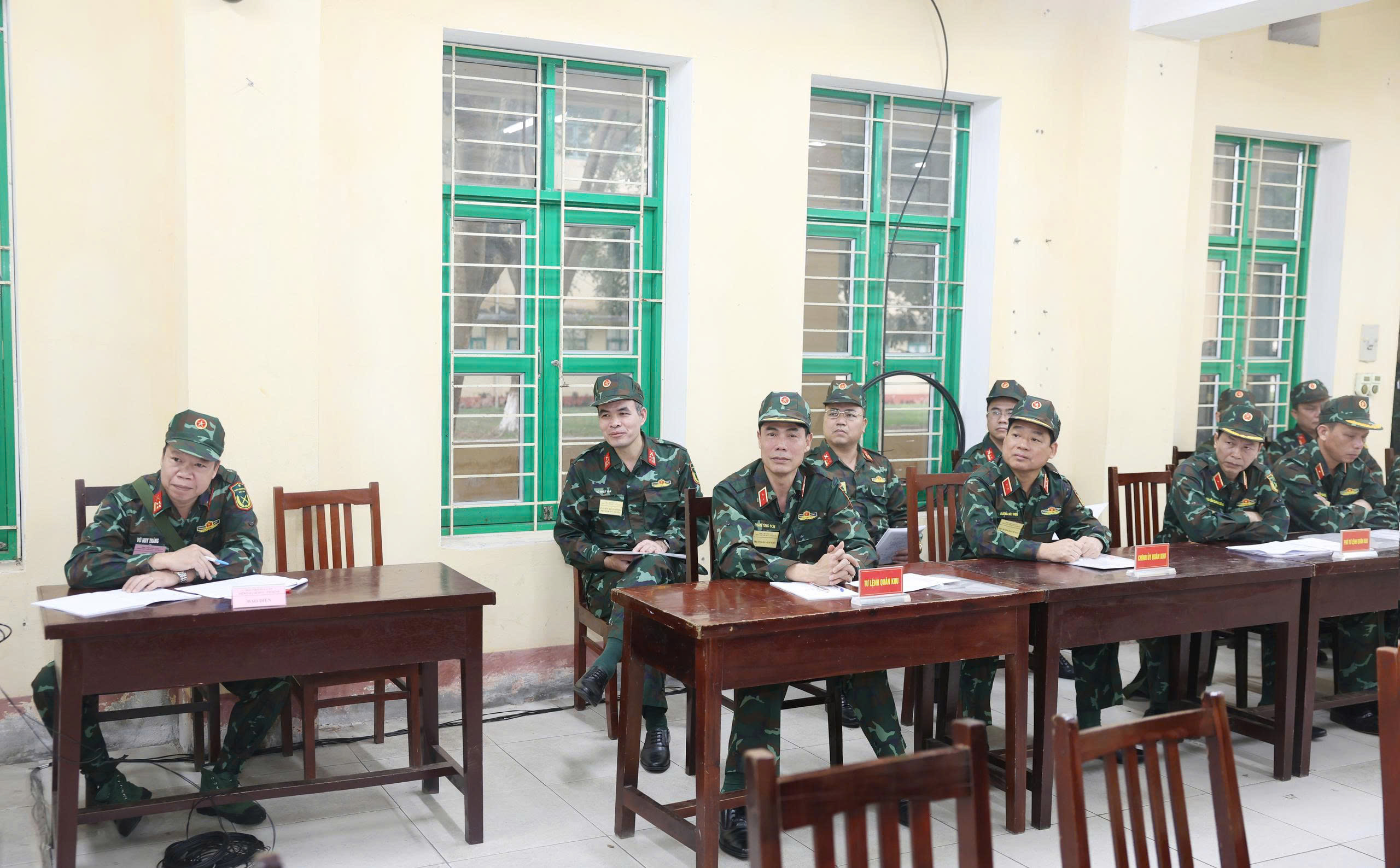 TĂNG CƯỜNG KIỂM TRA, CHỈ ĐẠO NÂNG CAO CHẤT LƯỢNG CHUYỂN TRẠNG THÁI SẴN SÀNG CHIẾN ĐẤU TRONG DIỄN TẬP H-25D