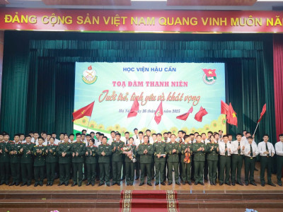 TỌA ĐÀM THANH NIÊN “TUỔI TRẺ, TÌNH YÊU VÀ KHÁT VỌNG”