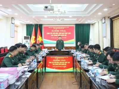 KIỂM TRA CÔNG TÁC PHỔ BIẾN, GIÁO DỤC PHÁP LUẬT CHO THANH NIÊN TẠI HỌC VIỆN HẬU CẦN