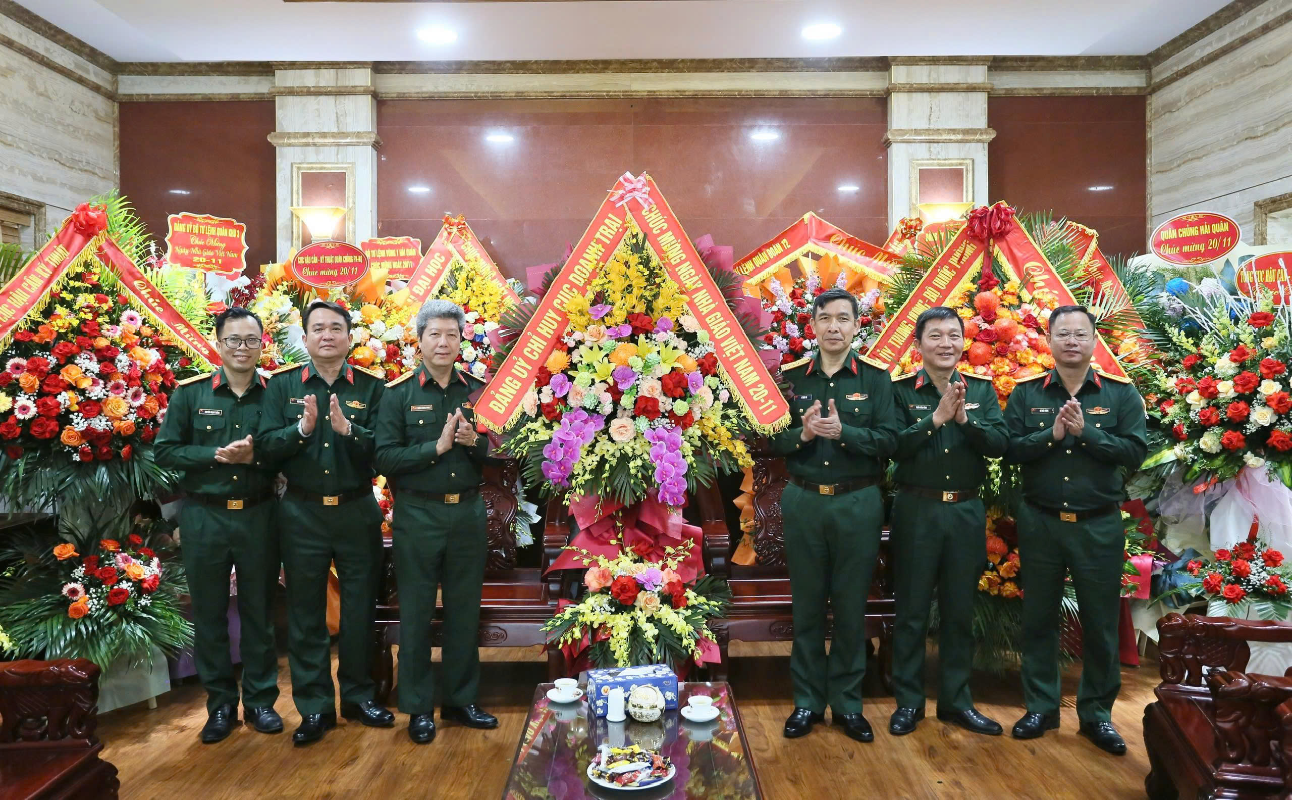 NHỮNG TÌNH CẢM TRI ÂN SÂU SẮC GỬI TỚI HỌC VIỆN HẬU CẦN NHÂN NGÀY NHÀ GIÁO VIỆT NAM 20-11