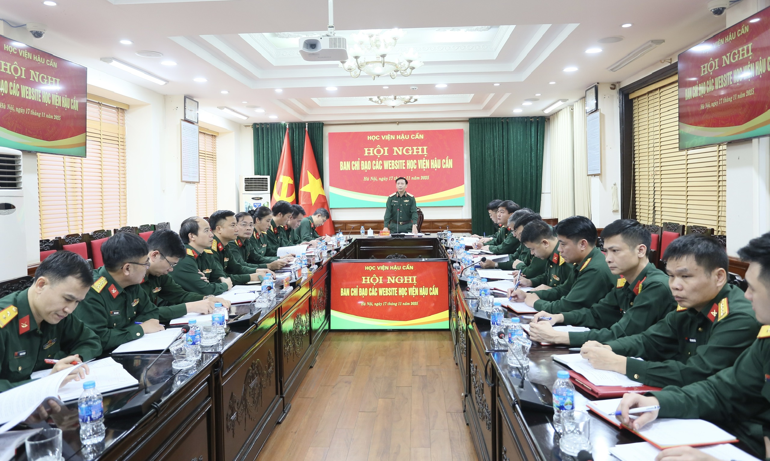 HỌC VIỆN HẬU CẦN ĐẨY MẠNH XÂY DỰNG ĐỒNG BỘ HỆ THỐNG WEBSITE, ĐÁP ỨNG YÊU CẦU CHUYỂN ĐỔI SỐ