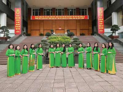 PHỤ NỮ HỌC VIỆN HẬU CẦN ĐOÀN KẾT - TRÍ TUỆ - KỶ CƯƠNG - DÂN CHỦ - ĐỔI MỚI - PHÁT TRIỂN