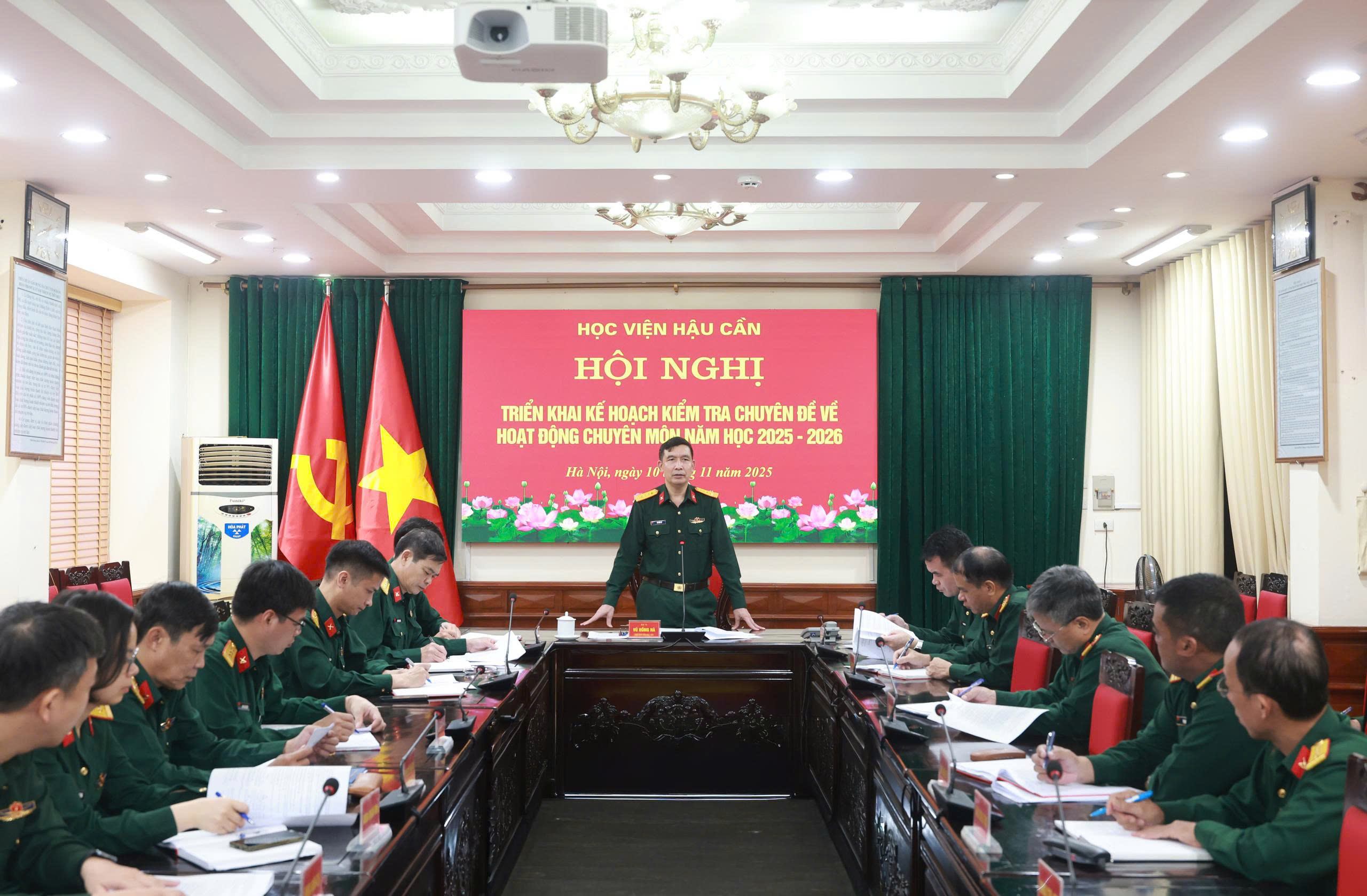 HỌC VIỆN HẬU CẦN TỔ CHỨC HỘI NGHỊ QUÁN TRIỆT, GIAO NHIỆM VỤ KIỂM TRA CHUYÊN ĐỀ HOẠT ĐỘNG CHUYÊN MÔN NĂM HỌC 2025–2026