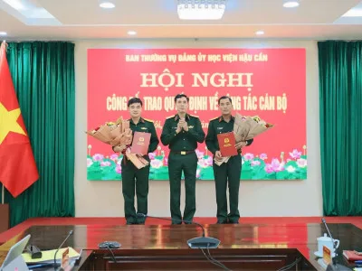 HỌC VIỆN HẬU CẦN TỔ CHỨC HỘI NGHỊ CÔNG BỐ, TRAO QUYẾT ĐỊNH ĐIỀU ĐỘNG, BỔ NHIỆM CÁN BỘ
