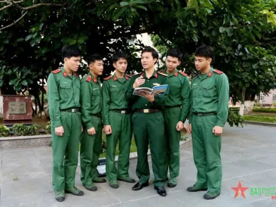 TRỌN VẸN MỘT CHỮ “TÂM” VỚI NGHỀ GIÁO
