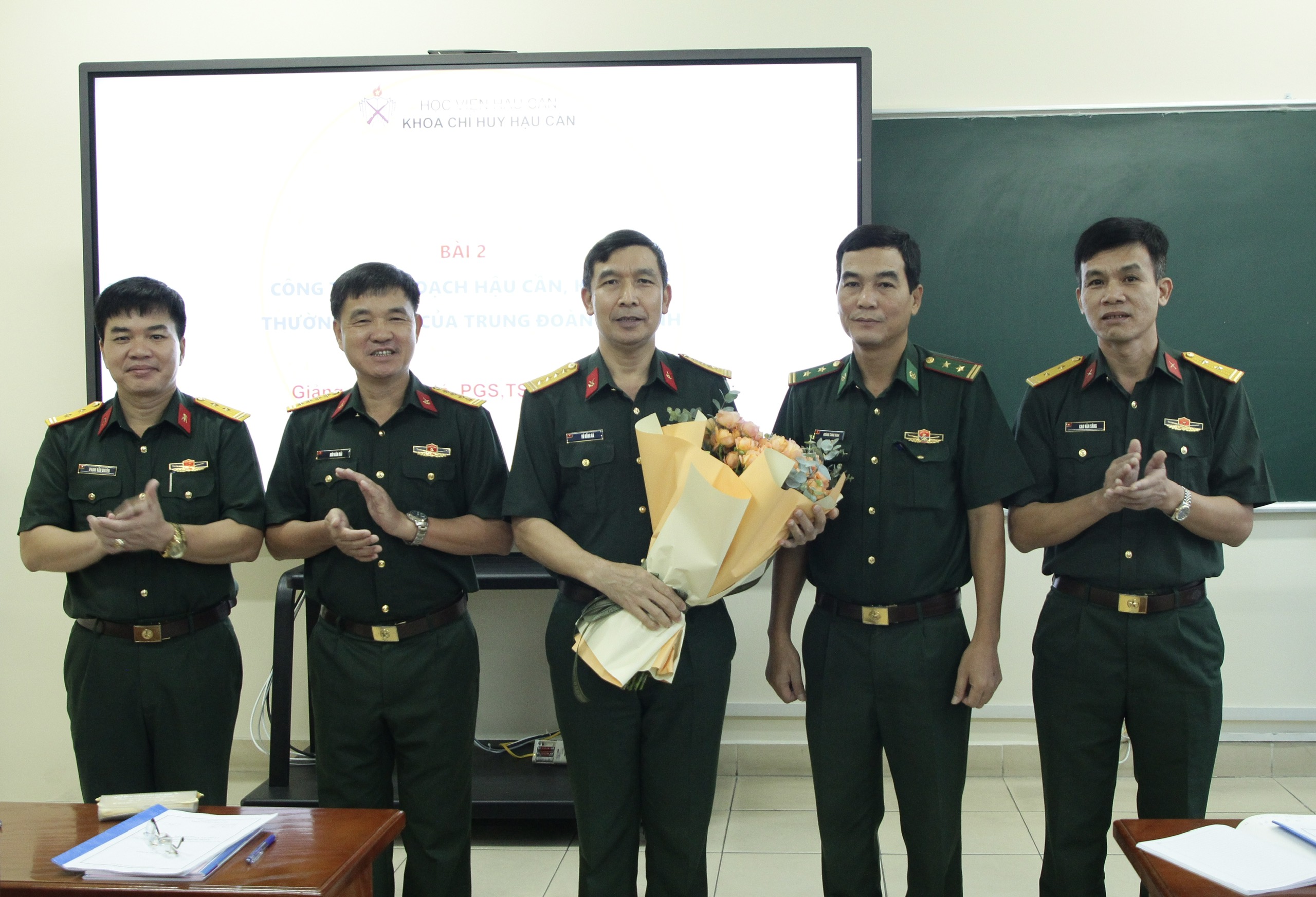 HỌC VIỆN HẬU CẦN NÂNG CAO CHẤT LƯỢNG ĐÀO TẠO GẮN VỚI THỰC TIỄN CÔNG TÁC HẬU CẦN - KỸ THUẬT