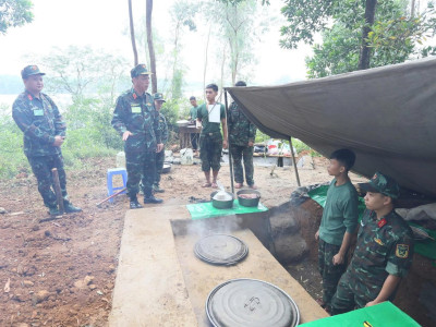 NHANH CHÓNG ỔN ĐỊNH TẠI KHU SƠ TÁN VÀ TẬP TRUNG BÍ MẬT, SẴN SÀNG THỰC HIỆN NHIỆM VỤ TIẾP THEO