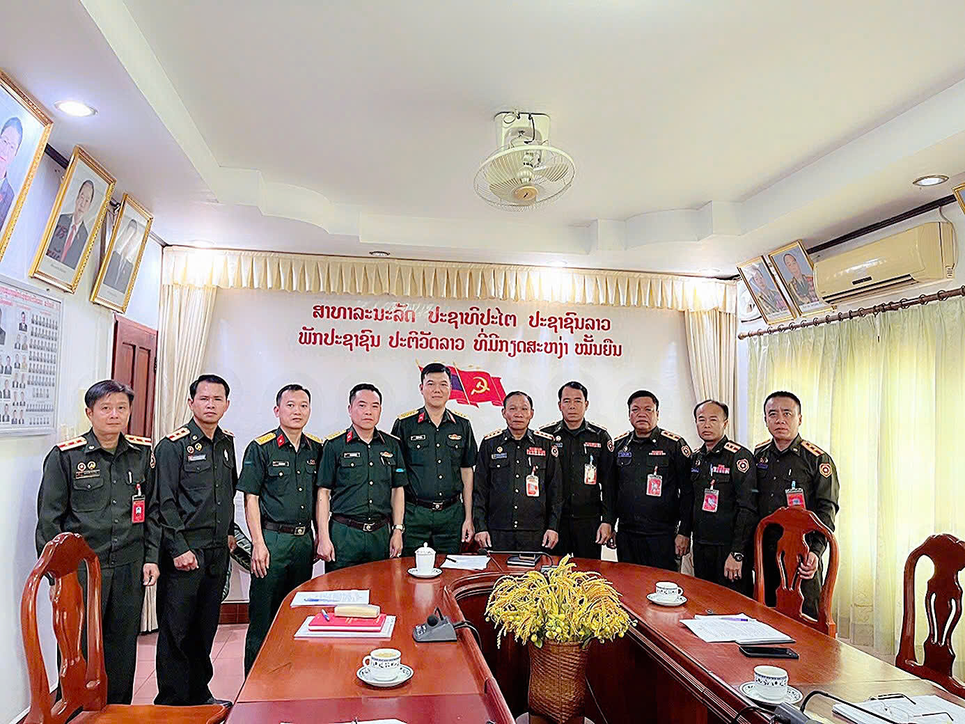 TĂNG CƯỜNG HỢP TÁC QUỐC PHÒNG VIỆT NAM - LÀO TRÊN LĨNH VỰC HẬU CẦN QUÂN ĐỘI