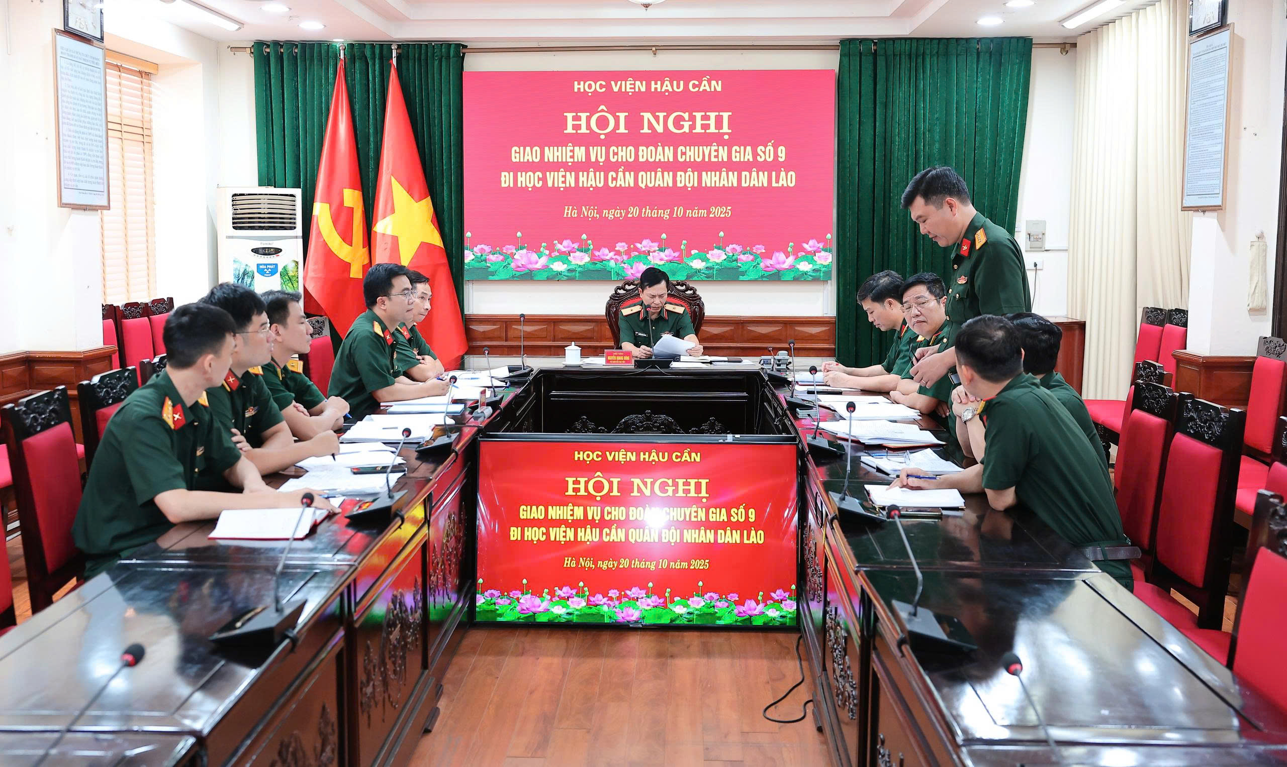 THẮT CHẶT QUAN HỆ HỮU NGHỊ ĐẶC BIỆT VIỆT NAM - LÀO QUA HOẠT ĐỘNG HỢP TÁC GIỮA HAI HỌC VIỆN HẬU CẦN