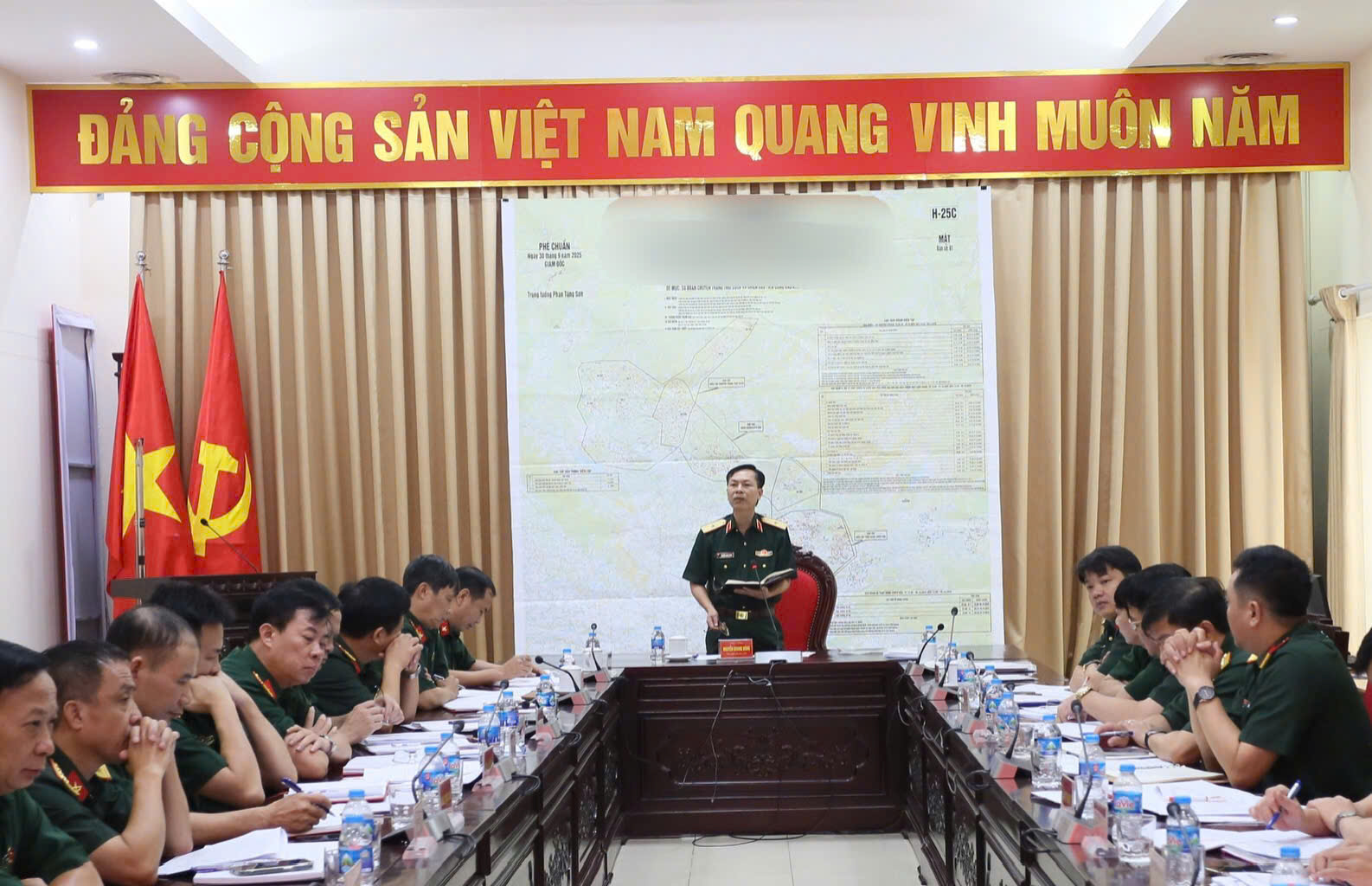 THỰC HIỆN TỐT PHƯƠNG CHÂM “NHÀ TRƯỜNG GẮN LIỀN VỚI ĐƠN VỊ” TRONG DIỄN TẬP H-25C