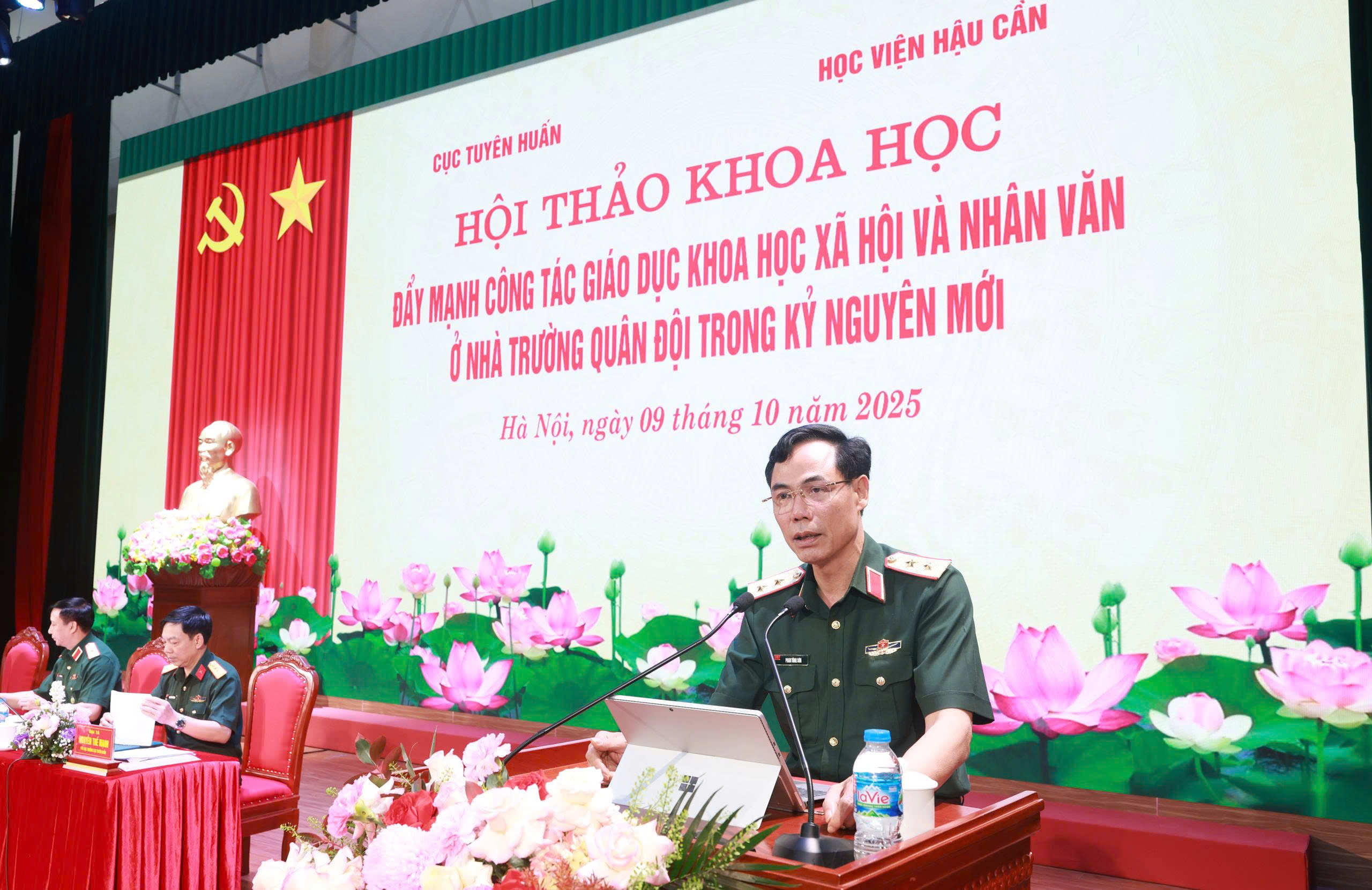 HỘI THẢO KHOA HỌC “ĐẨY MẠNH CÔNG TÁC GIÁO DỤC KHOA HỌC XÃ HỘI VÀ NHÂN VĂN Ở NHÀ TRƯỜNG QUÂN ĐỘI TRONG KỶ NGUYÊN MỚI”
