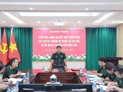 ĐOÀN CÔNG TÁC BỘ QUỐC PHÒNG ĐÁNH GIÁ CAO KẾT QUẢ TRIỂN KHAI CÁC DỰ ÁN, NHIỆM VỤ THUỘC ĐỀ ÁN CHUYỂN ĐỔI SỐ VÀ ĐỀ ÁN 06 TẠI HỌC VIỆN HẬU CẦN