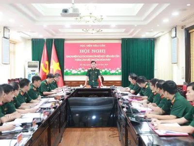 ĐOÀN CÁN BỘ HỌC VIỆN HẬU CẦN CHỦ ĐỘNG LÀM TỐT CÔNG TÁC CHUẨN BỊ CHO CHUYẾN THĂM, LÀM VIỆC TẠI  CỘNG HOÀ PHÁP