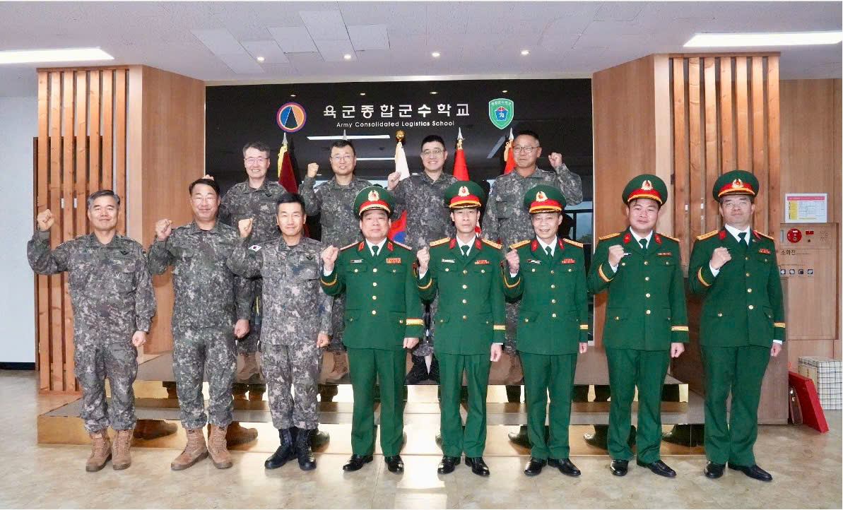 ĐOÀN CÁN BỘ HỌC VIỆN HẬU CẦN THĂM VÀ LÀM VIỆC TẠI HÀN QUỐC