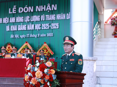HỌC VIỆN HẬU CẦN TỔ CHỨC LỄ ĐÓN NHẬN DANH HIỆU ANH HÙNG LỰC LƯỢNG VŨ TRANG NHÂN DÂN VÀ KHAI GIẢNG NĂM HỌC MỚI