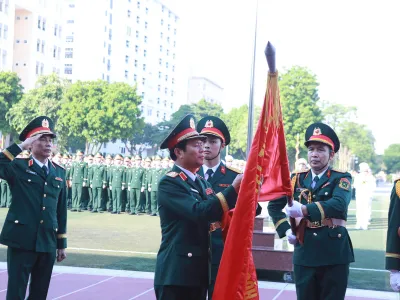 HỌC VIỆN HẬU CẦN ĐÓN DANH HIỆU ANH HÙNG LỰC LƯỢNG VŨ TRANG NHÂN DÂN VÀ KHAI GIẢNG NĂM HỌC MỚI