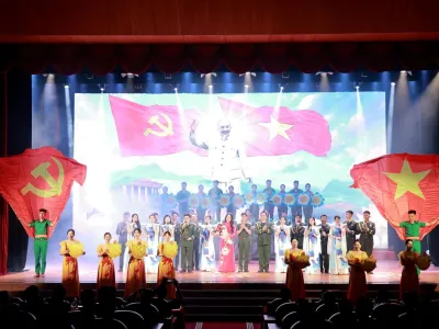 HỌC VIỆN HẬU CẦN TỔ CHỨC CHƯƠNG TRÌNH NGHỆ THUẬT “VIẾT TIẾP NHỮNG TRANG SỬ VÀNG”