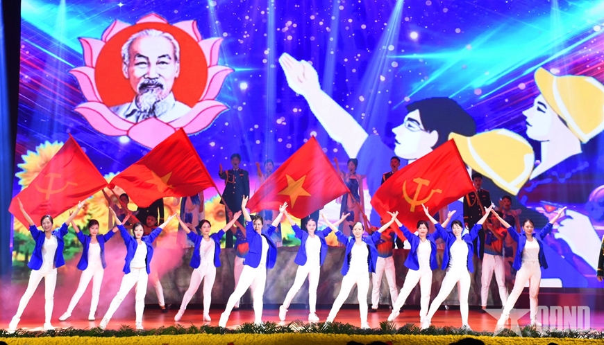 TUỔI TRẺ HỌC VIỆN HẬU CẦN - VỮNG BƯỚC DƯỚI CỜ ĐẢNG