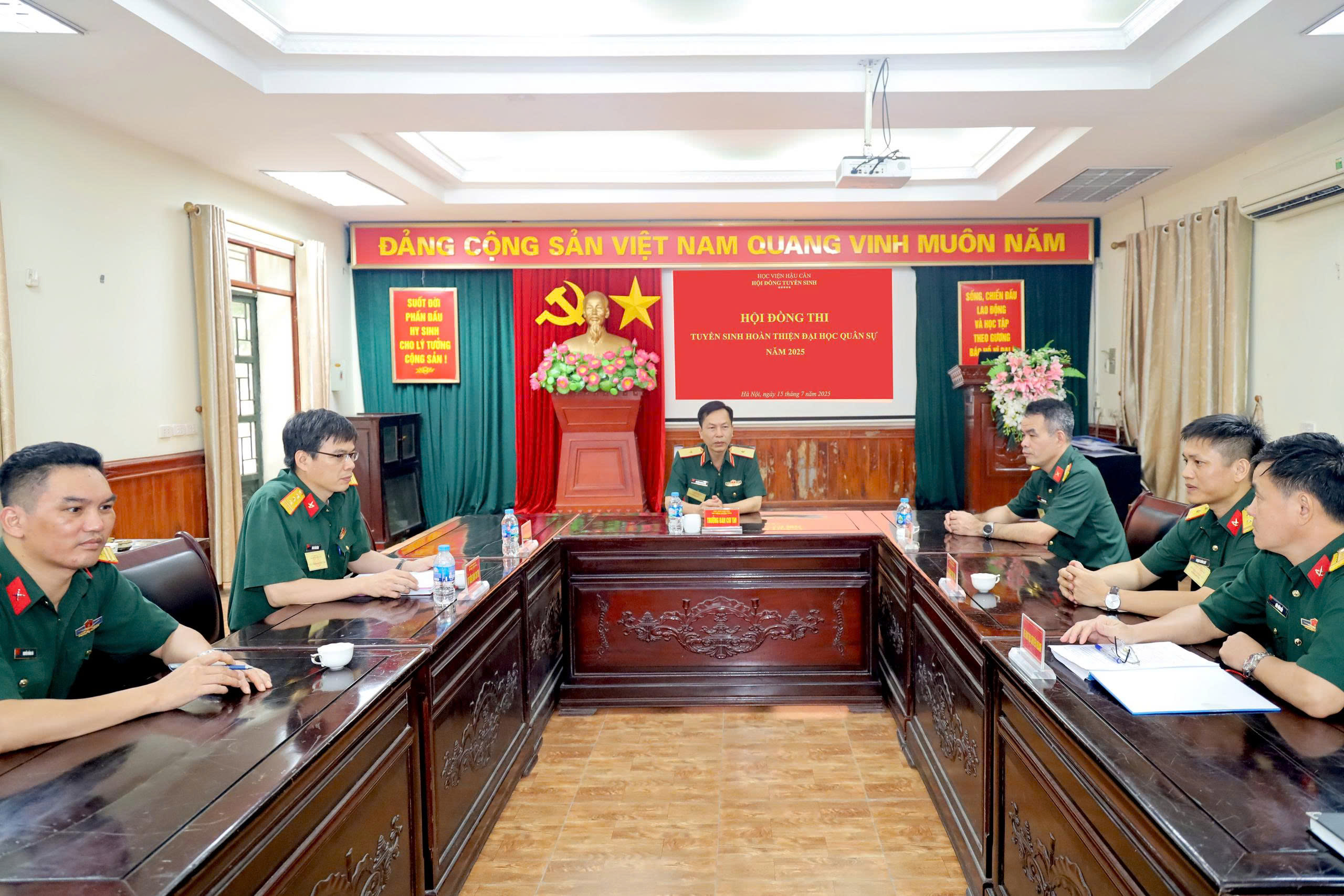 HỌC VIỆN HẬU CẦN TỔ CHỨC THI  TUYỂN SINH HOÀN THIỆN ĐẠI HỌC QUÂN SỰ NĂM 2025