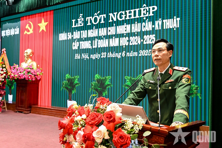 HỌC VIỆN HẬU CẦN TỔ CHỨC TỐT NGHIỆP KHÓA ĐÀO TẠO NGẮN HẠN CHỦ NHIỆM HẬU CẦN-KỸ THUẬT CẤP TRUNG, LỮ ĐOÀN