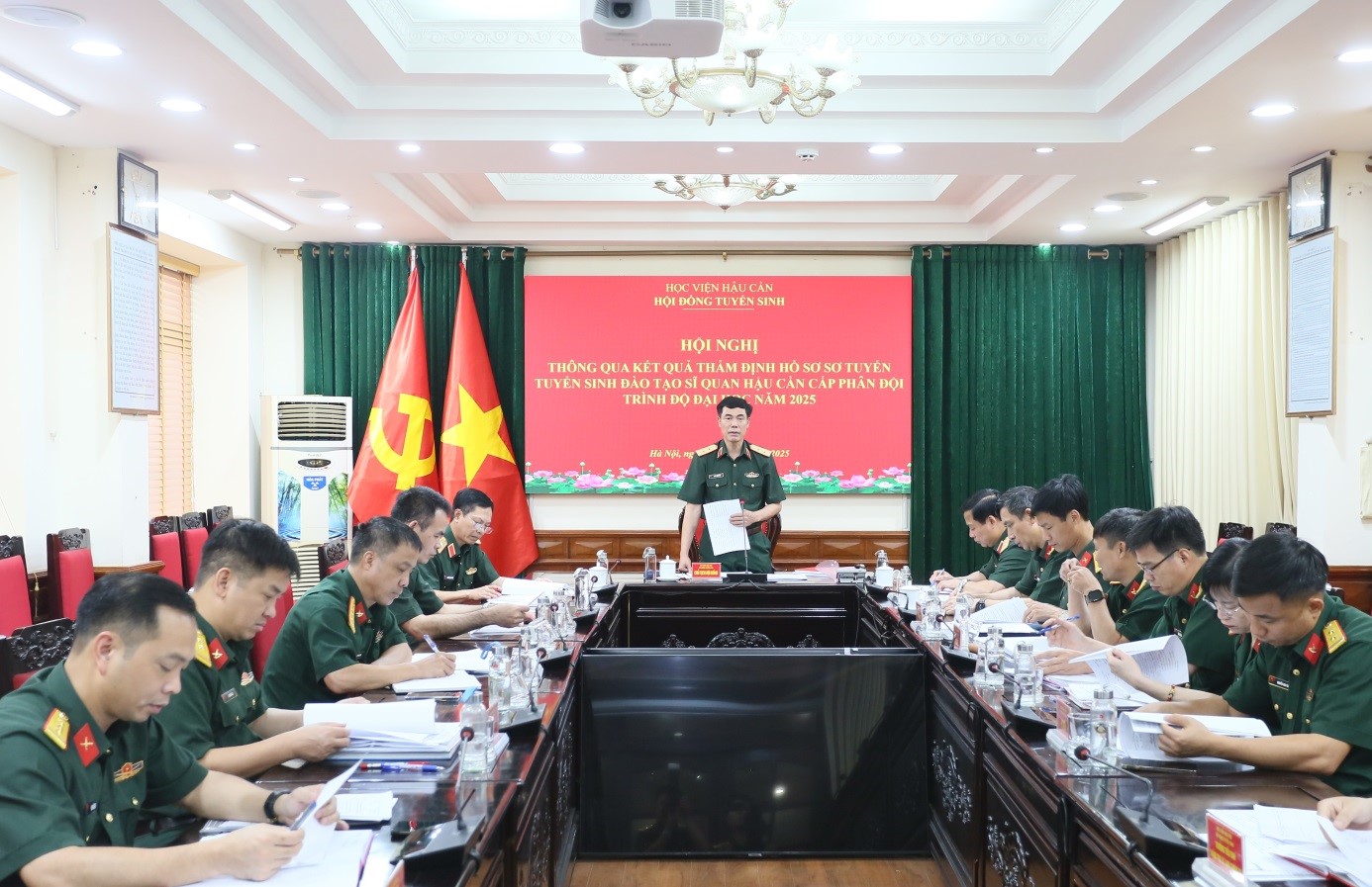 HỌC VIỆN HẬU CẦN TỔ CHỨC THẨM ĐỊNH KẾT QUẢ SƠ TUYỂN HỒ SƠ  ĐÀO TẠO SĨ QUAN HẬU CẦN CẤP PHÂN ĐỘI, TRÌNH ĐỘ ĐẠI HỌC NĂM 2025