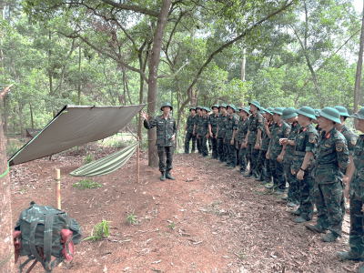 TIỂU ĐOÀN 1 TỔ CHỨC HỌC TẬP HÀNH, TRÚ QUÂN DÃ NGOẠI CHO HỌC VIÊN KHÓA 31, ĐÀO TẠO SĨ QUAN HẬU CẦN CẤP PHÂN ĐỘI NĂM THỨ NHẤT