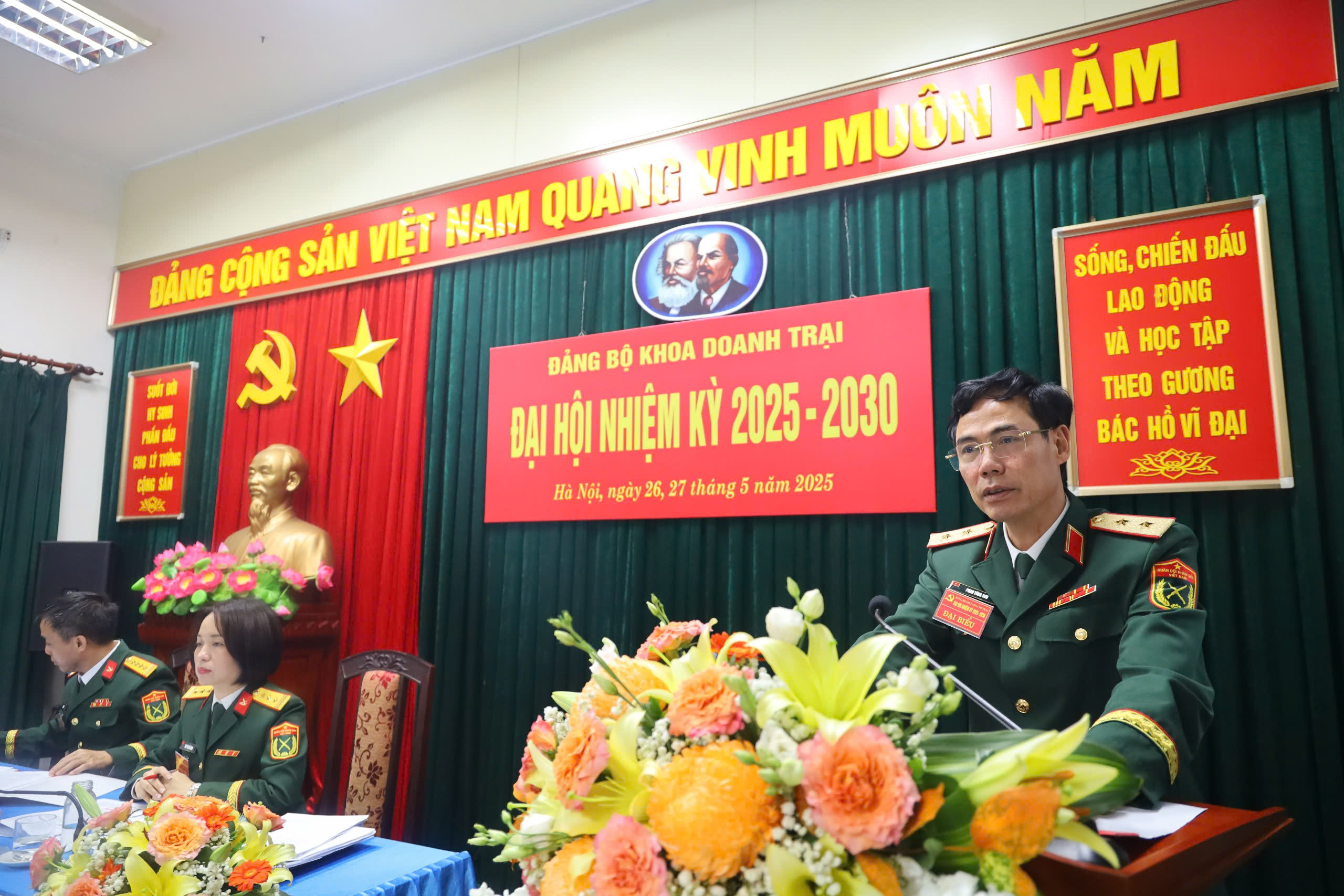 KHÍ THẾ MỚI TỪ ĐẠI HỘI ĐẢNG Ở HỌC VIỆN HẬU CẦN