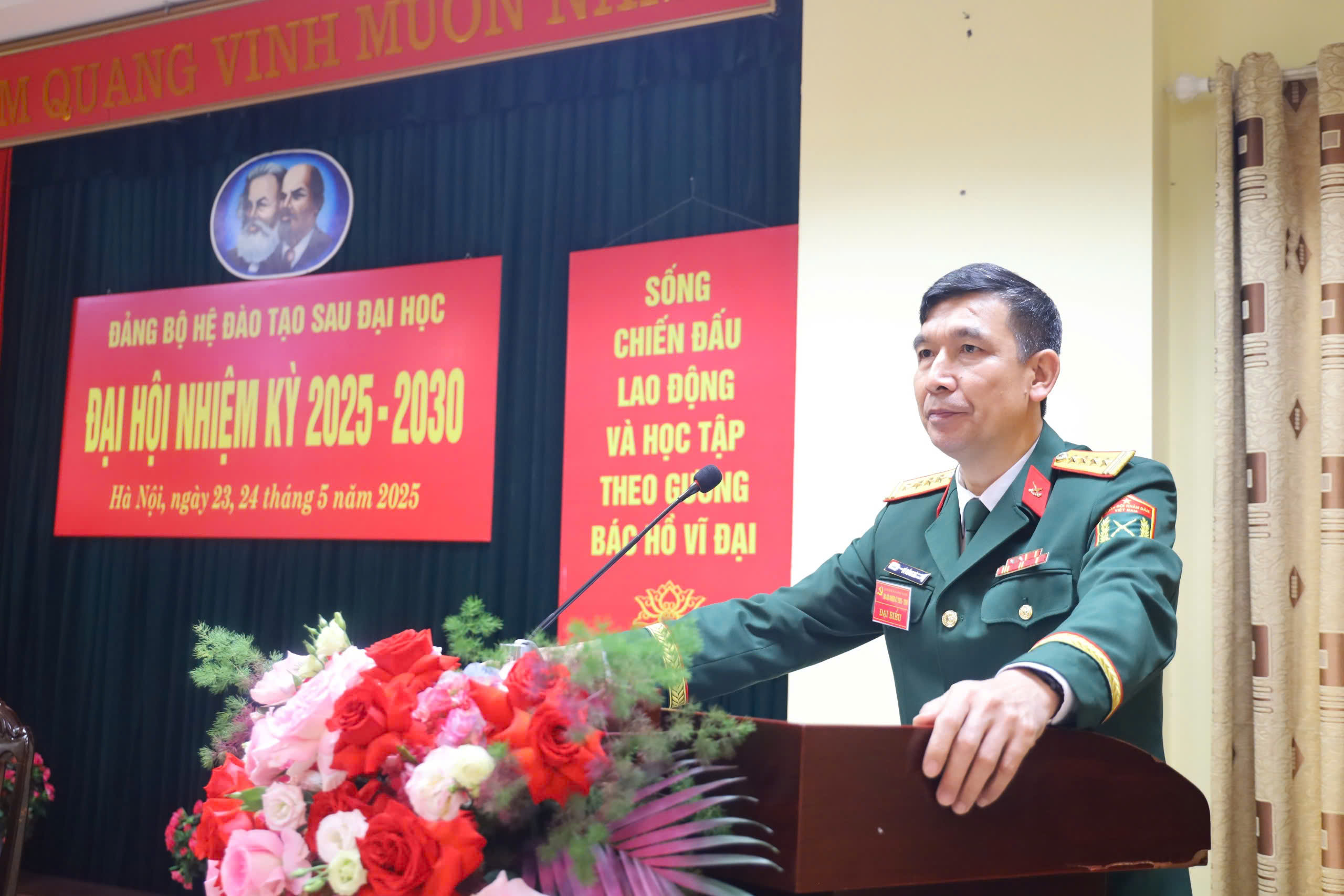 ĐẠI HỘI CỦA NIỀM TIN, KHÁT VỌNG VÀ TRÍ TUỆ