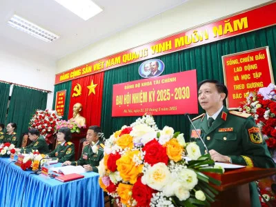 ĐẢNG BỘ KHOA TÀI CHÍNH TỔ CHỨC  THÀNH CÔNG ĐẠI HỘI ĐẢNG BỘ NHIỆM KỲ 2025-2030