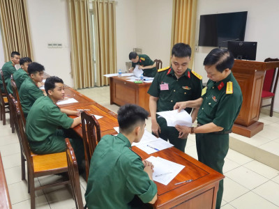 HỌC VIỆN HẬU CẦN TỔ CHỨC THI TỐT NGHIỆP MÔN CÔNG TÁC ĐẢNG, CÔNG TÁC CHÍNH TRỊ CHO HỌC VIÊN ĐÀO TẠO SĨ QUAN HẬU CẦN CẤP PHÂN ĐỘI, TRÌNH ĐỘ ĐẠI HỌC - KHOÁ 28 VÀ KHOÁ 01 (BỘ CÔNG AN)