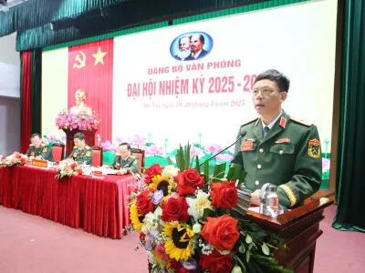 NIỀM TIN, ĐỘNG LỰC MỚI TỪ ĐẠI HỘI ĐẢNG  Ở HỌC VIỆN HẬU CẦN