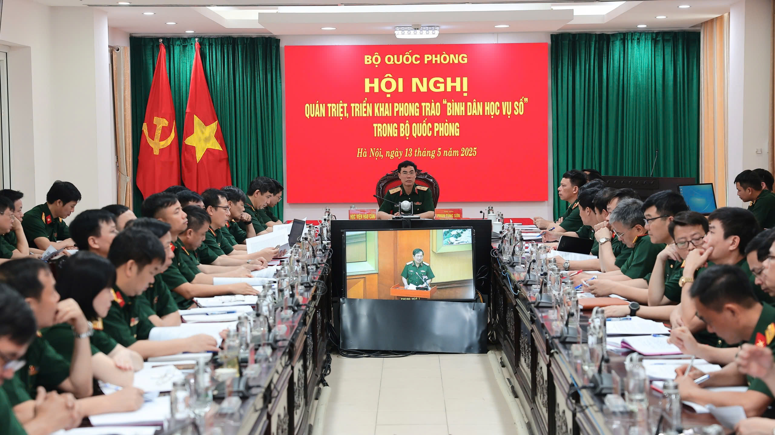 HỌC VIỆN HẬU CẦN THAM GIA HỘI NGHỊ  TRỰC TUYẾN QUÁN TRIỆT, TRIỂN KHAI PHONG TRÀO  “BÌNH DÂN HỌC VỤ SỐ” TRONG BỘ QUỐC PHÒNG