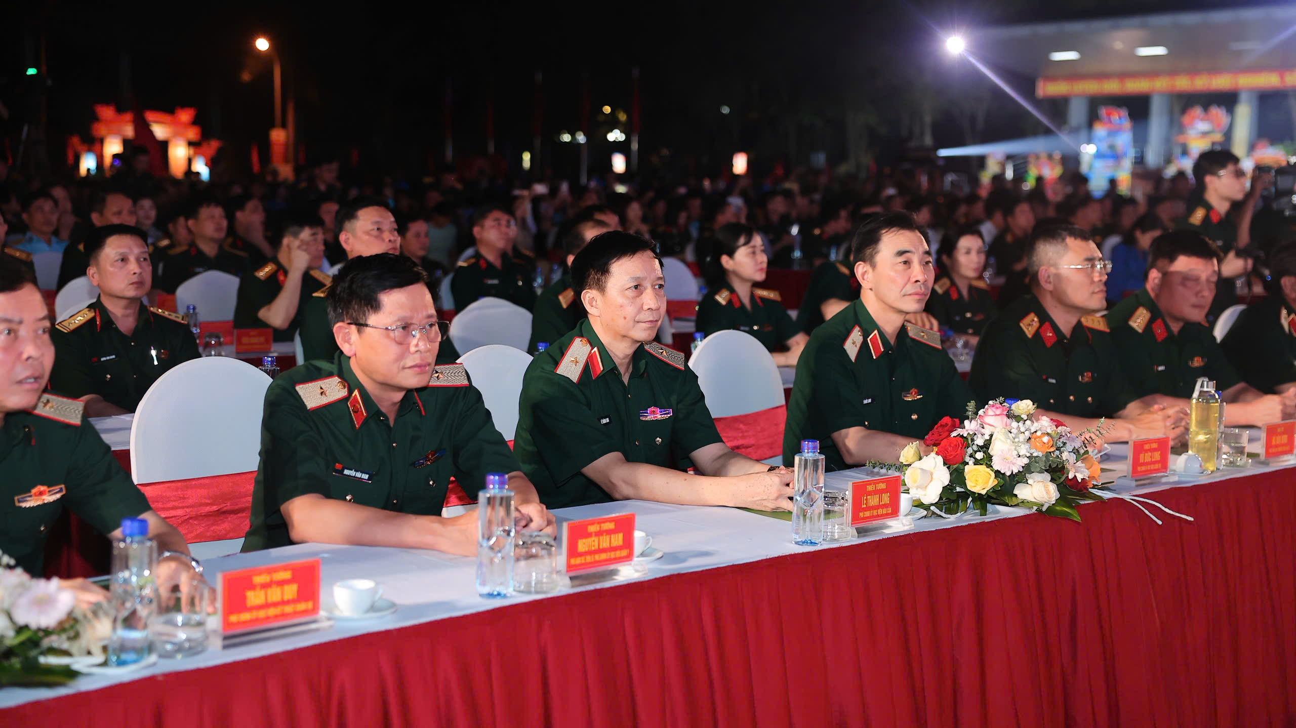 HỌC VIỆN HẬU CẦN THAM DỰ CHƯƠNG TRÌNH GIAO LƯU NGHỆ THUẬT “VIẾT TIẾP BẢN HÙNG CA TOÀN THẮNG”