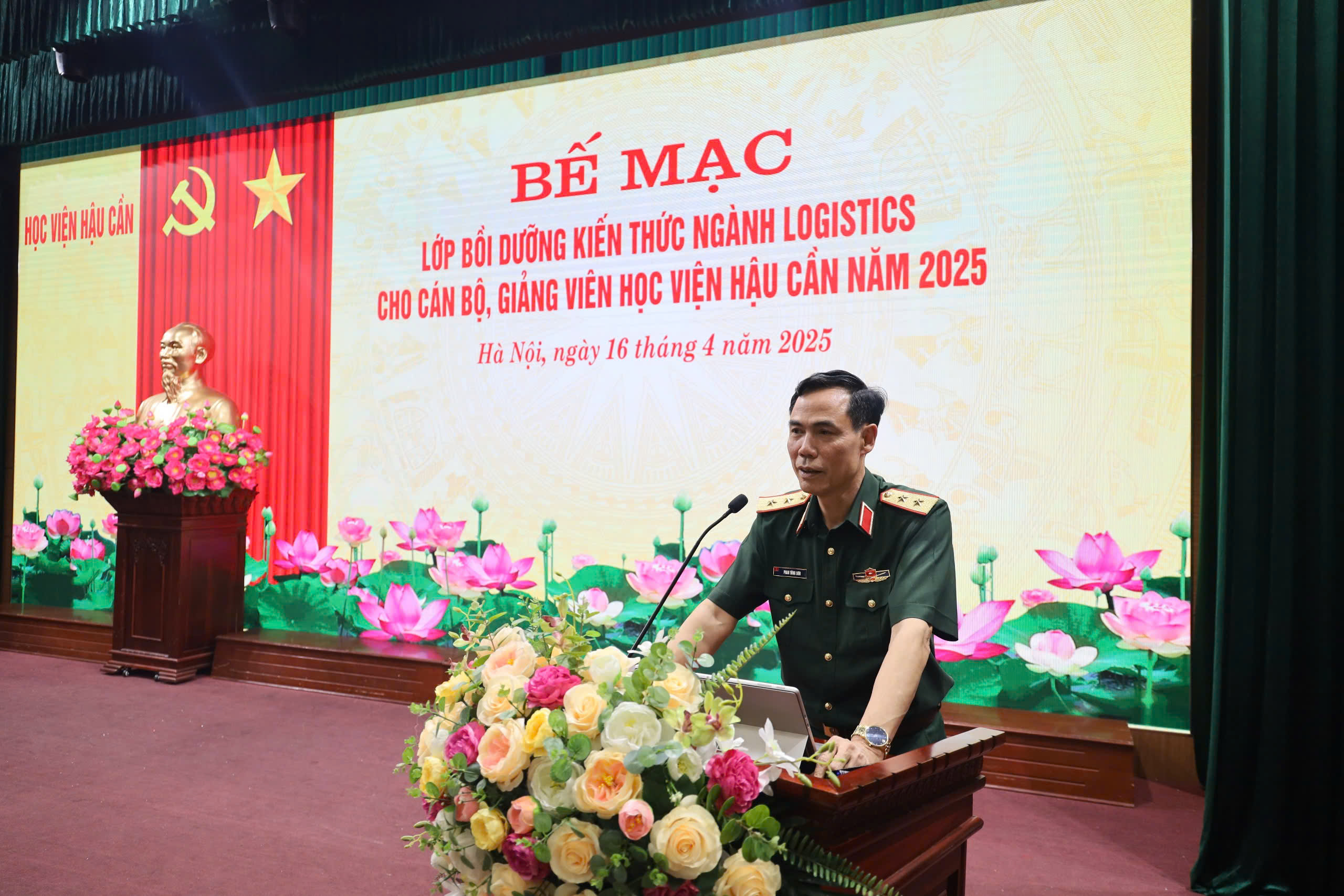 HỌC VIỆN HẬU CẦN BẾ MẠC LỚP BỒI DƯỠNG KIẾN THỨC NGÀNH LOGISTICS CHO CÁN BỘ, GIẢNG VIÊN NĂM 2025