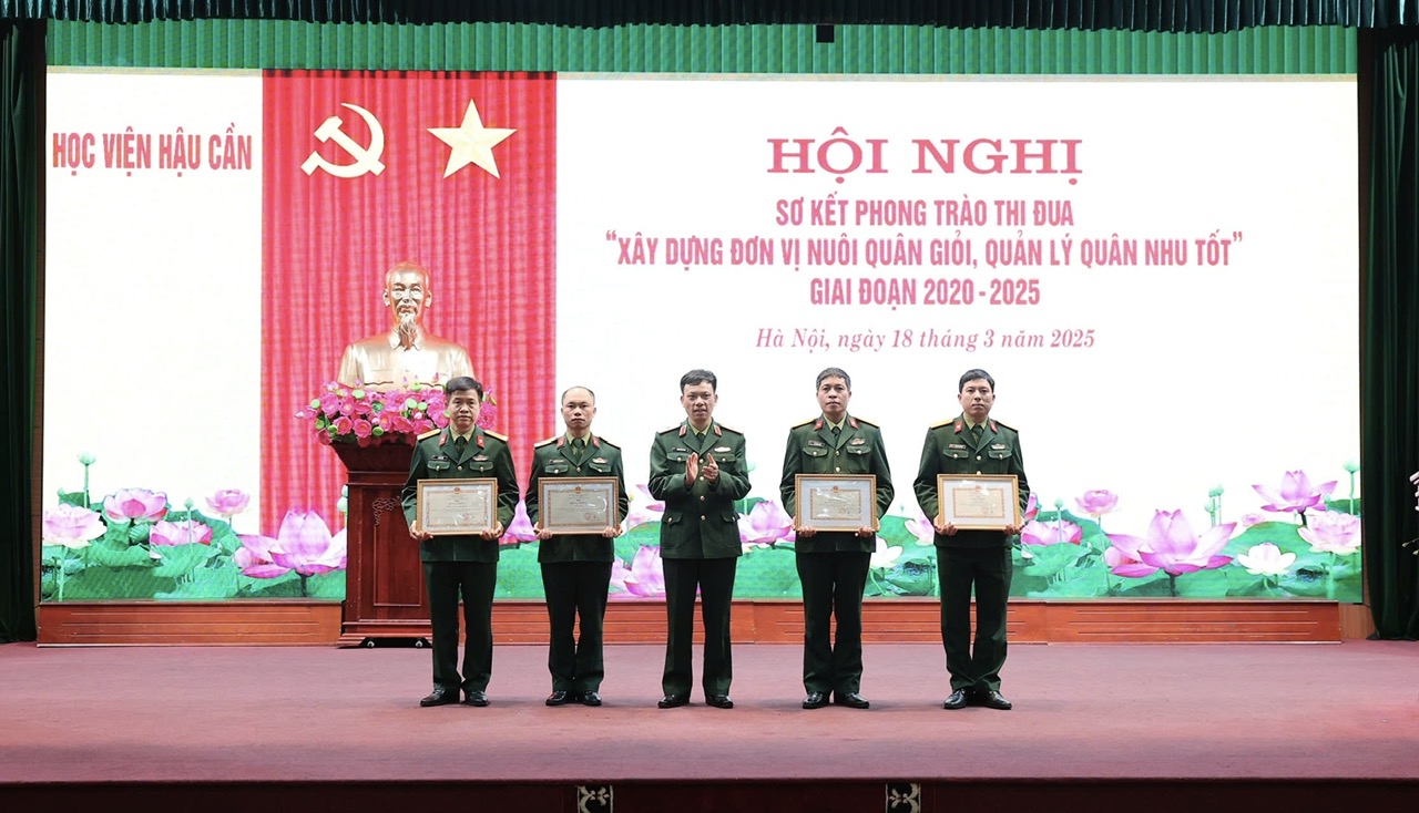 HỌC VIỆN HẬU CẦN ĐẨY MẠNH PHONG TRÀO “XÂY DỰNG ĐƠN VỊ NUÔI QUÂN GIỎI, QUẢN LÝ QUÂN NHU TỐT”