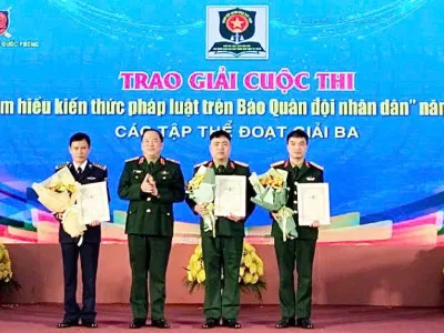 HỌC VIỆN HẬU CẦN ĐẠT GIẢI BA CUỘC THI “TÌM HIỂU KIẾN THỨC PHÁP LUẬT TRÊN BÁO QUÂN ĐỘI NHÂN DÂN” NĂM 2024