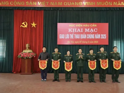 HỌC VIỆN HẬU CẦN: SÔI NỔI GIAO LƯU THỂ THAO QUẦN CHÚNG NĂM 2025