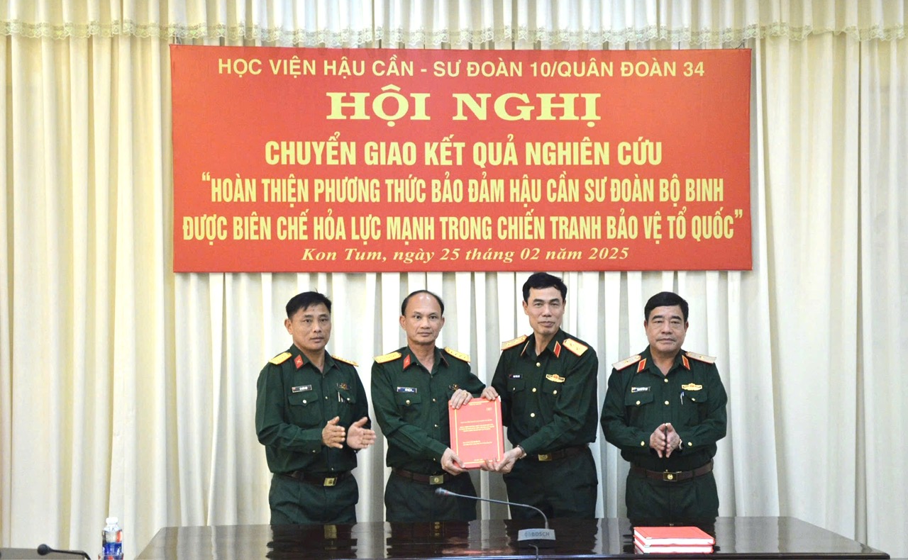 KỊP THỜI CHUYỂN GIAO KẾT QUẢ NGHIÊN CỨU KHOA HỌC GÓP PHẦN XÂY DỰNG QUÂN ĐỘI TINH, GỌN, MẠNH TRONG TÌNH HÌNH MỚI