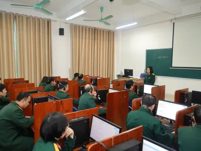 HỌC VIỆN HẬU CẦN KIỂM TRA TRÌNH ĐỘ TIẾNG ANH ĐỐI VỚI GIẢNG VIÊN PHẤN ĐẤU DANH HIỆU NHÀ GIÁO GIỎI NĂM HỌC 2024 - 2025