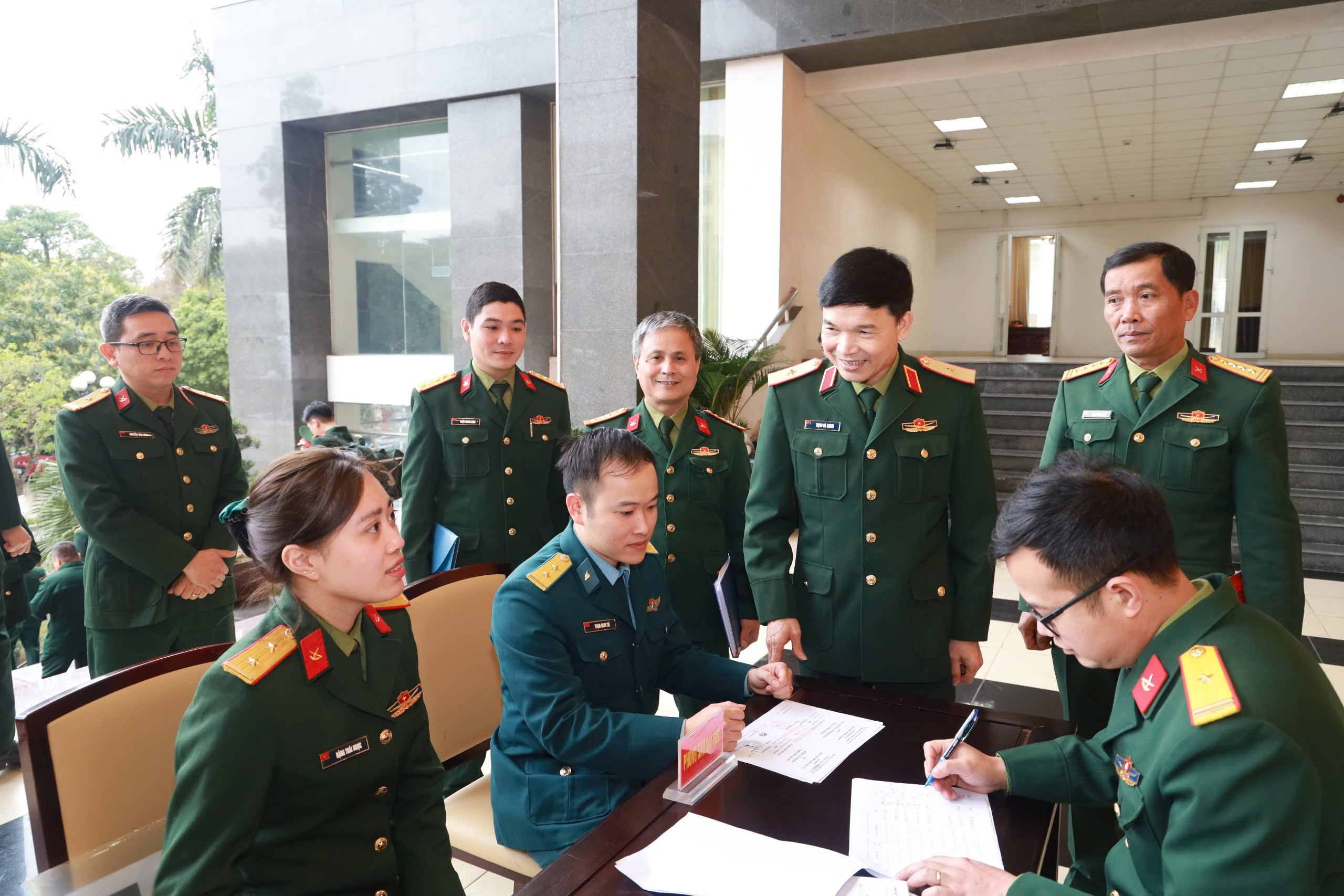 HỌC VIỆN HẬU CẦN ĐÓN THÍ SINH DỰ KHOÁ CAO HỌC, CAO HỌC KẾT HỢP ĐÀO TẠO DÀI HẠN CHỦ NHIỆM HẬU CẦN - KỸ THUẬT CẤP TRUNG (LỮ) ĐOÀN NĂM 2025