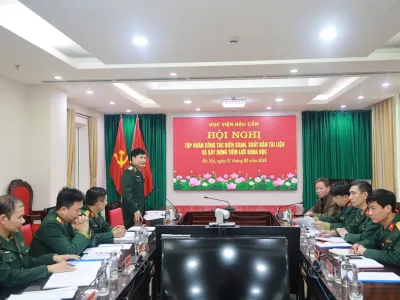 TẬP HUẤN CÔNG TÁC BIÊN SOẠN TÀI LIỆU VÀ XÂY DỰNG TIỀM LỰC KHOA HỌC