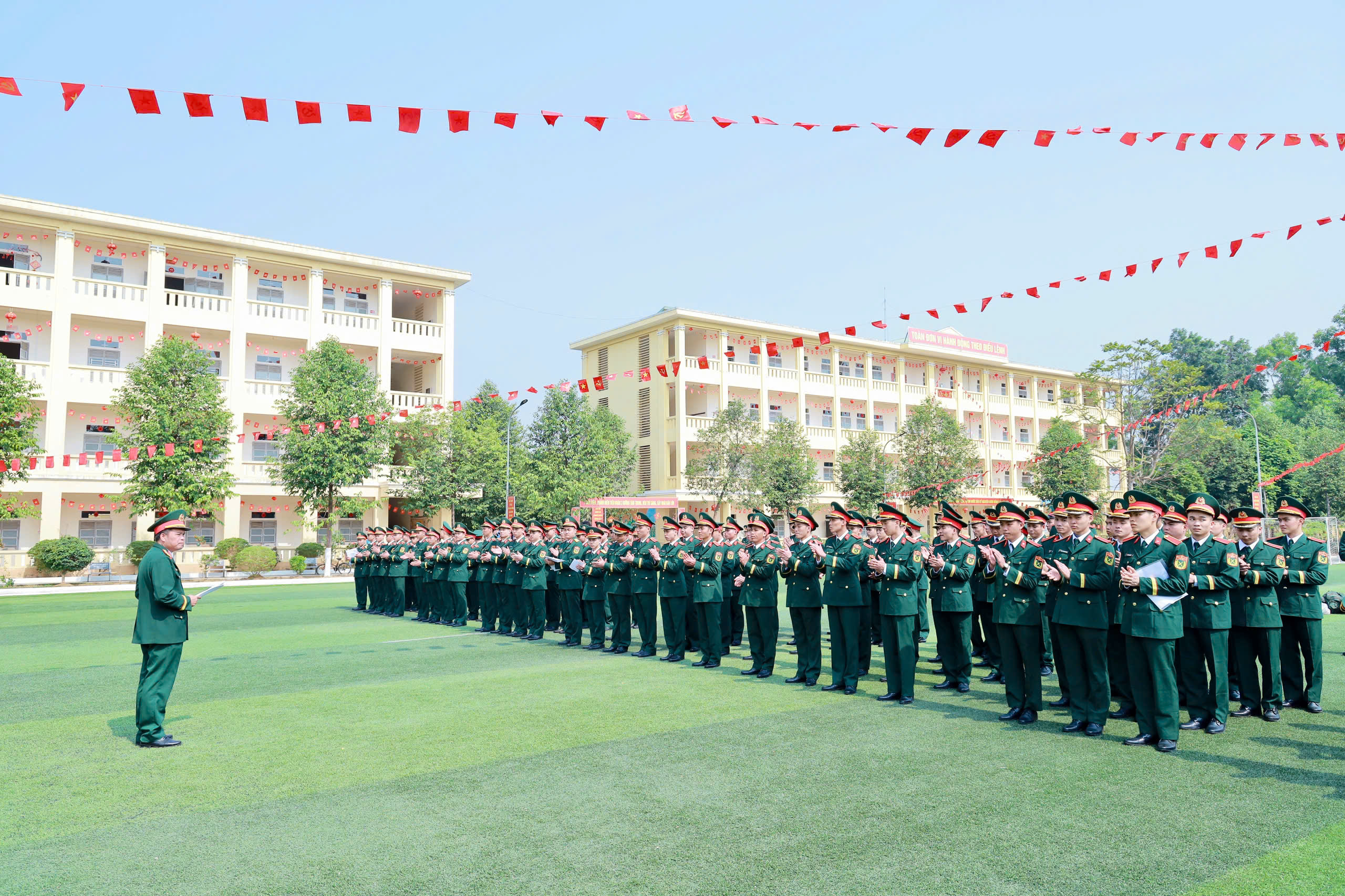 TỔ CHỨC CHẶT CHẼ BÀN GIAO TRỰC TẾT - XUÂN ẤT TỴ 2025