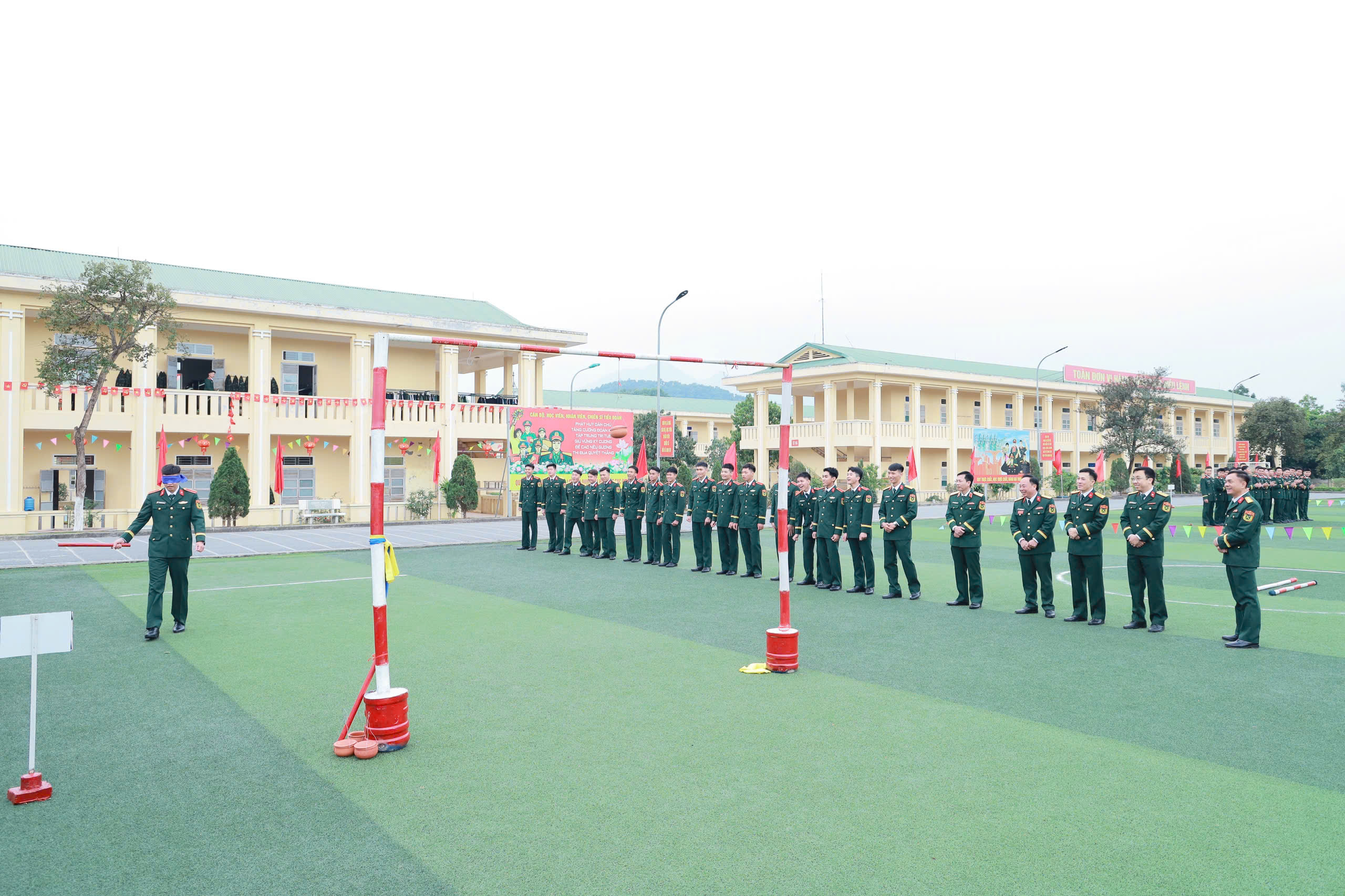 NÁO NỨC CÁC HOẠT ĐỘNG VĂN HÓA THỂ THAO NGAY TỪ NGÀY ĐẦU XUÂN MỚI