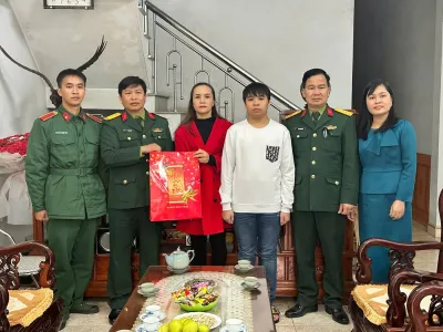 SÂU SẮC NGHĨA TÌNH TRƯỚC THỀM XUÂN MỚI
